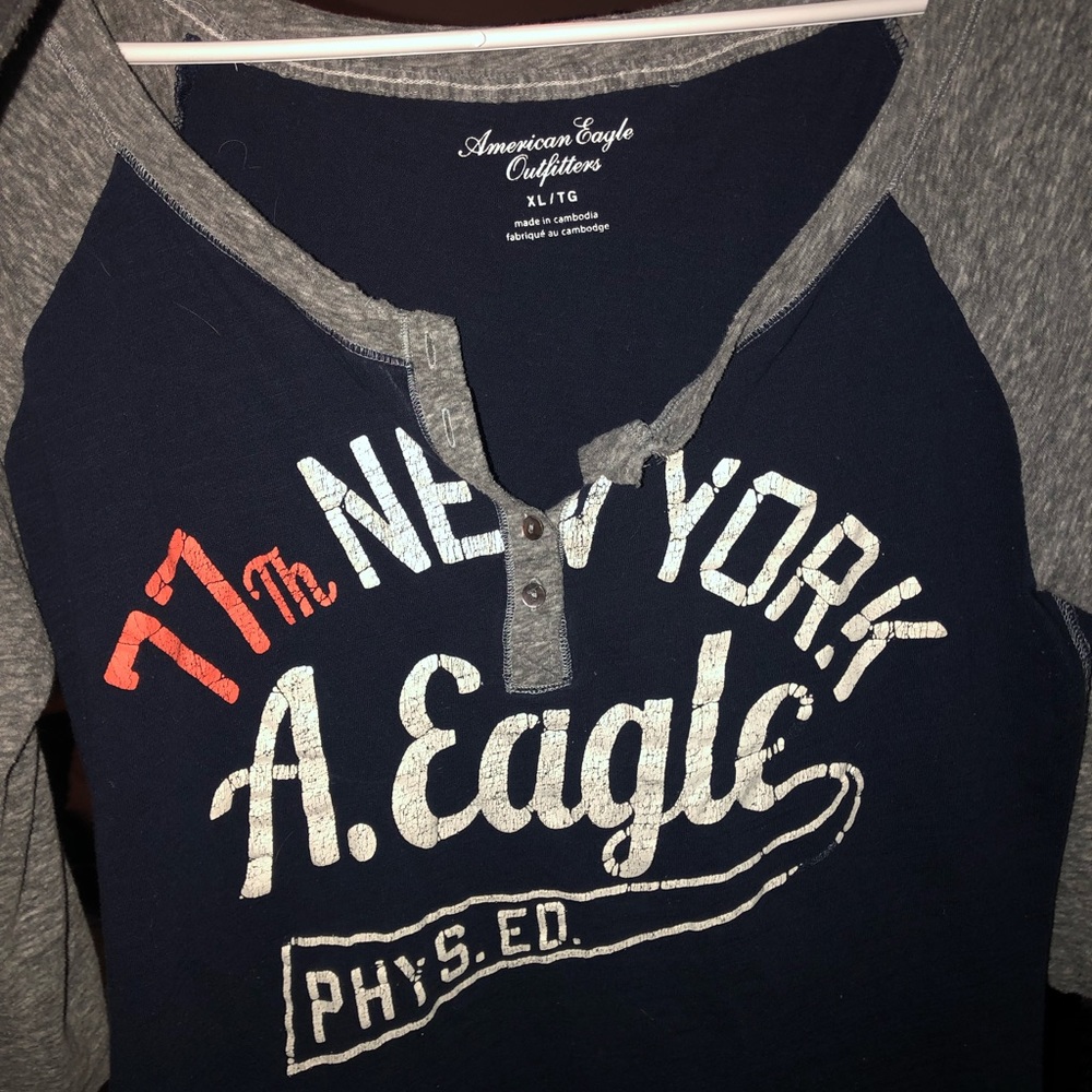 American Eagle shirt